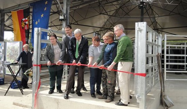 State Secretary opens Roundhouse in the Eiffel