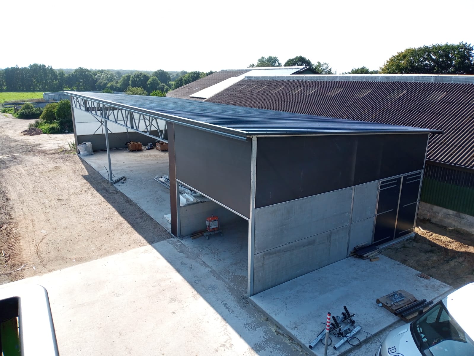 Modular Feed Kitchen in Westerronfeld